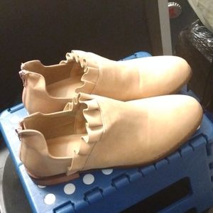 Flat shoes brand new